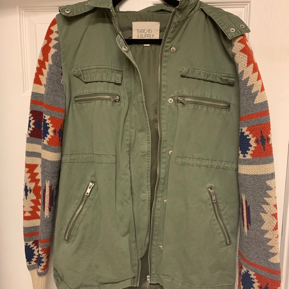Jacket - Picture 3 of 4